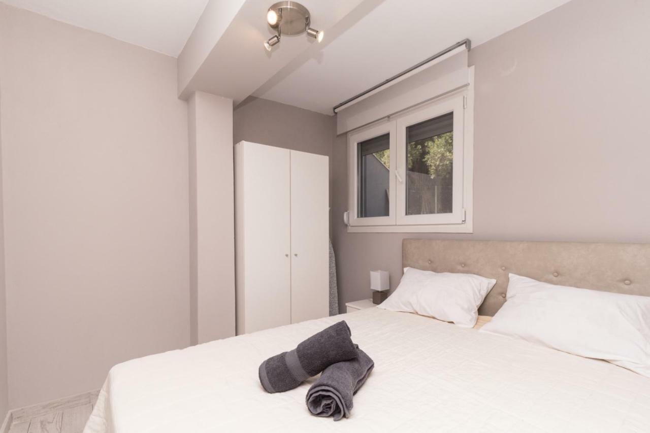 Akti Alegra Apartment เนโอสมาร์มาราส ภายนอก รูปภาพ